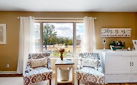 Suniland Cottage